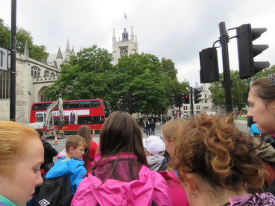 img00030.jpg
