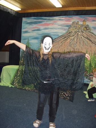 Strašidelná noc v podhradí, leden 2013