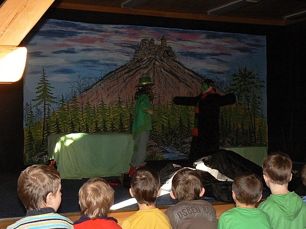 Strašidelná noc v podhradí, leden 2013