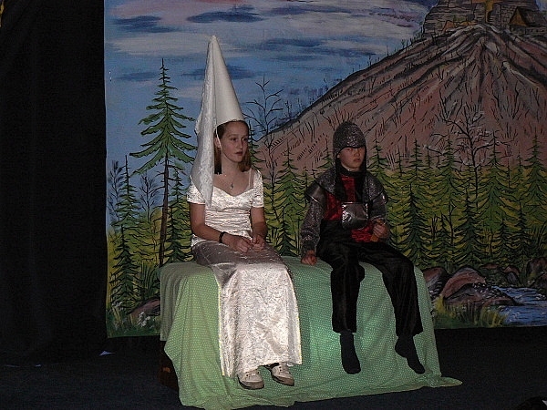 Strašidelná noc v podhradí, leden 2013