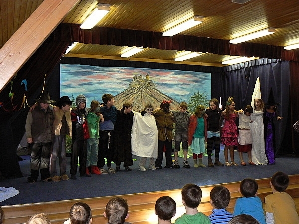 Strašidelná noc v podhradí, leden 2013