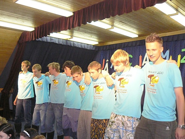 Poslední zvonění IX. tř., červen 2010