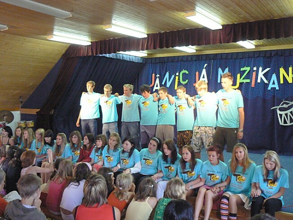 Poslední zvonění IX. tř., červen 2010