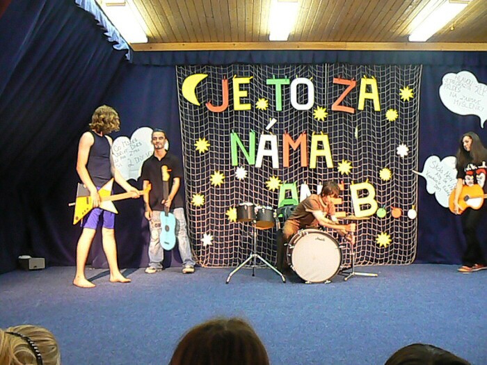 Poslední zvonění IX. třídy, červen 2011