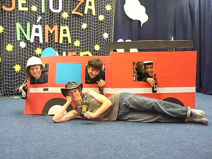 Poslední zvonění IX. třídy, červen 2011